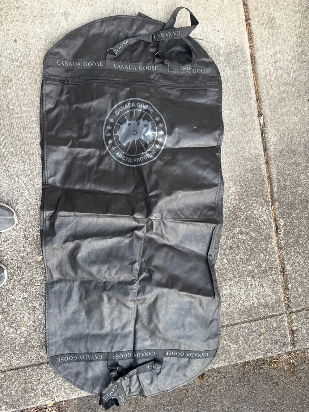 Canada Goose Garment Bag Unisex OS Black Logo Zippered Travel Storage Fold